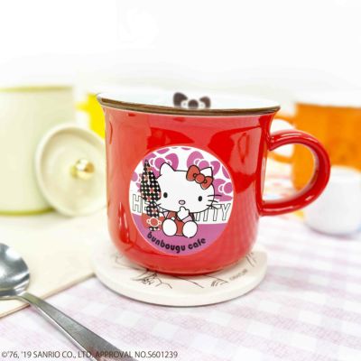 牛乳キャップモチーフ　マグカップ　ハローキティ